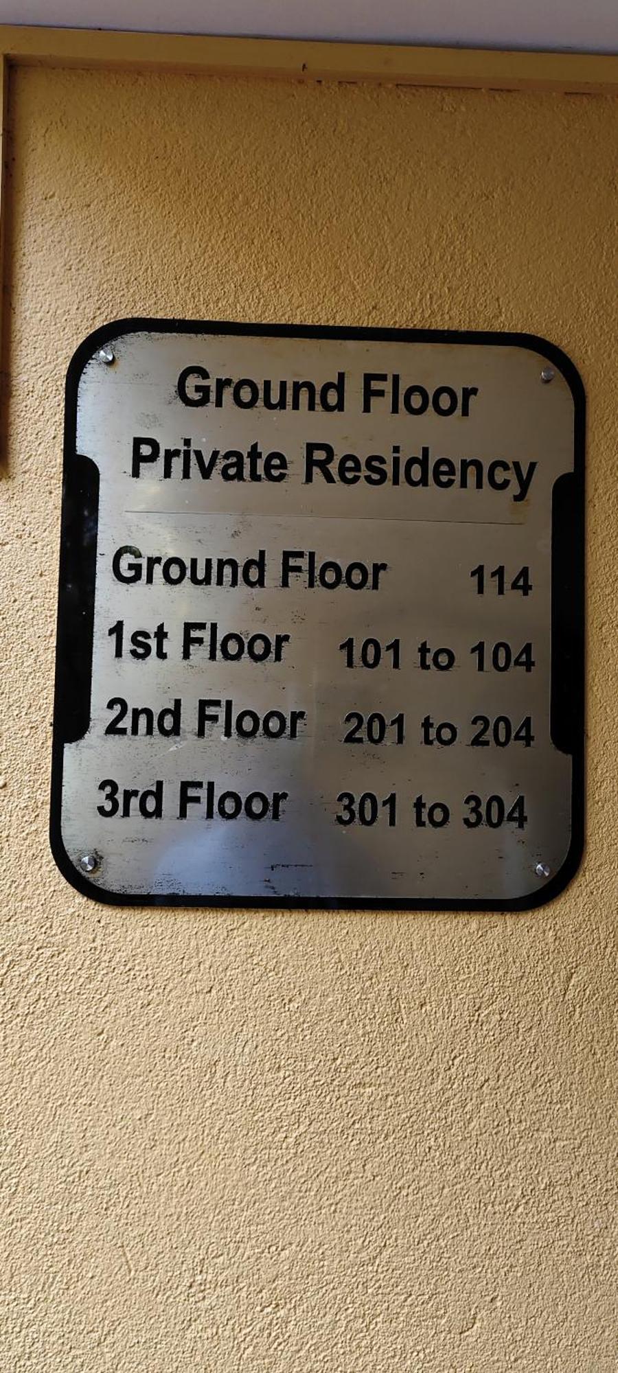 Ena Holiday Inn 卡兰古特 外观 照片